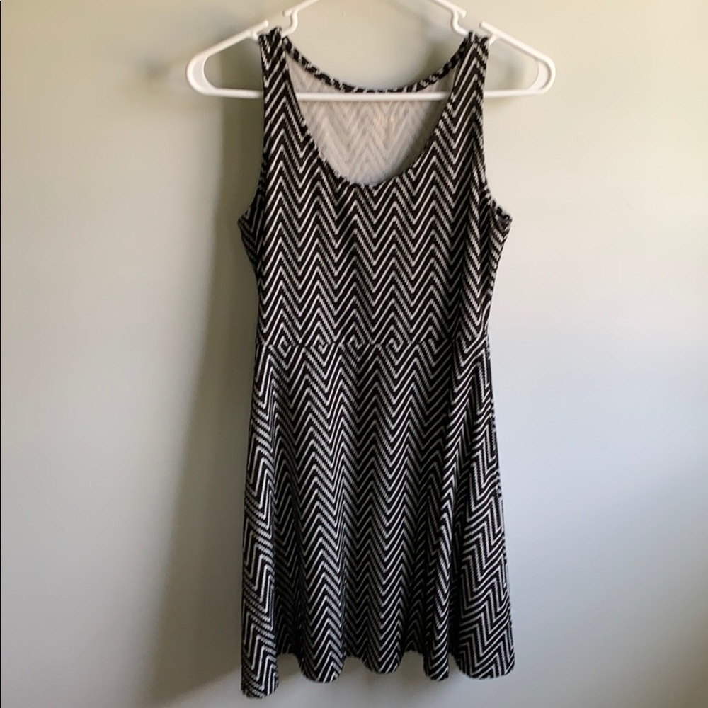 Mossimo Black and White Dress